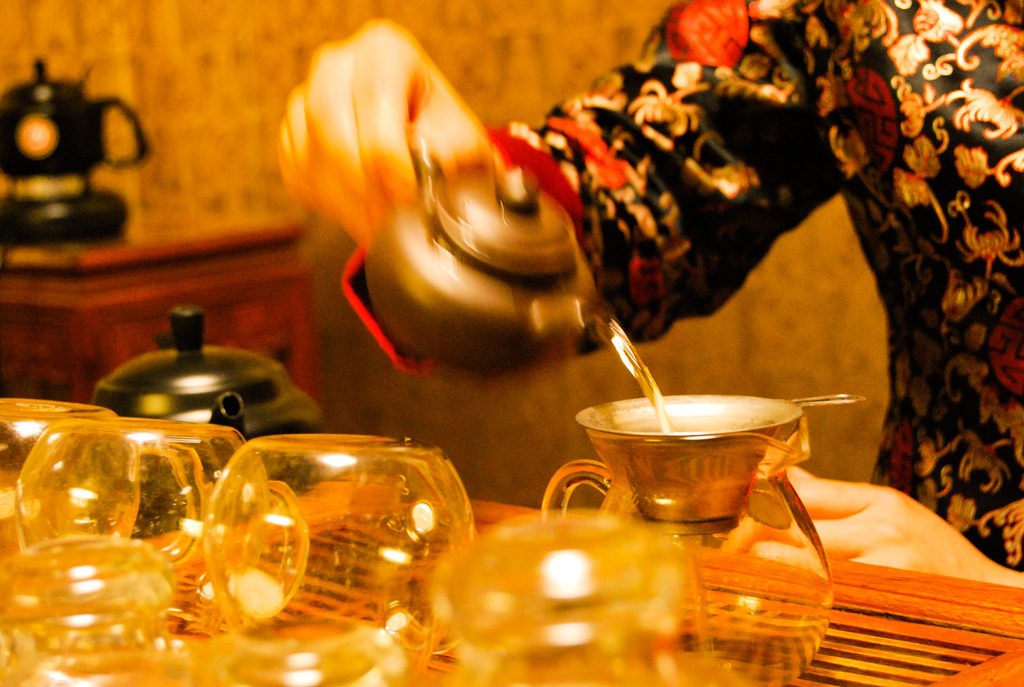 real-life traditional chinese tea ceremony
